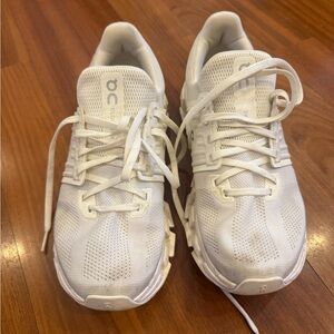 ON Women's White Sneakers